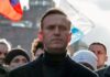 Rusko kvůli aplikaci Navalného tlačí na Google a Apple