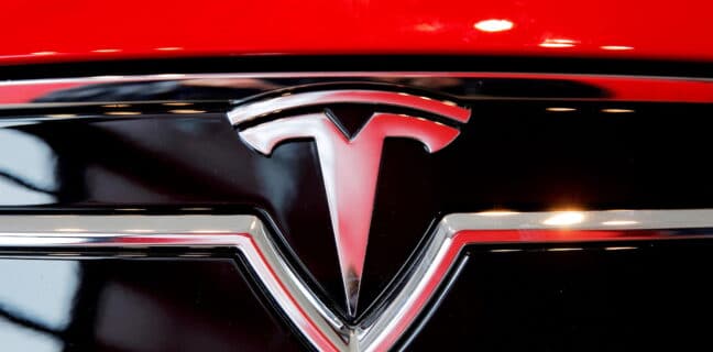 Tesla čelí žalobě od státu Kalifornie