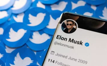 Elon Musk pozastavil odkoupení Twitteru