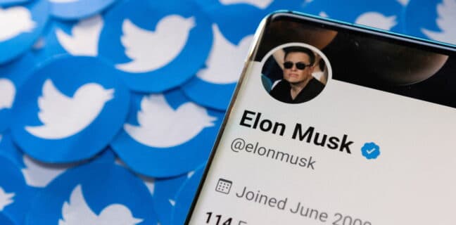 Elon Musk pozastavil odkoupení Twitteru