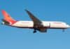 Akcie Boeingu prudce klesly po pádu letadla Air India